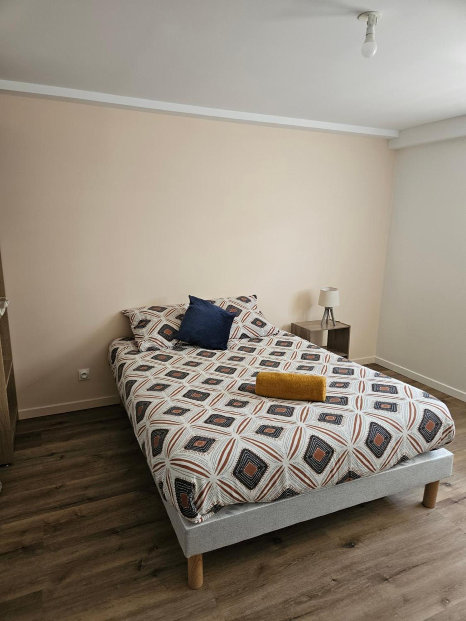 Saint-Michel  Maison Spacieuse Privatisee Ou A La Chambre - Places De Parking מראה חיצוני תמונה