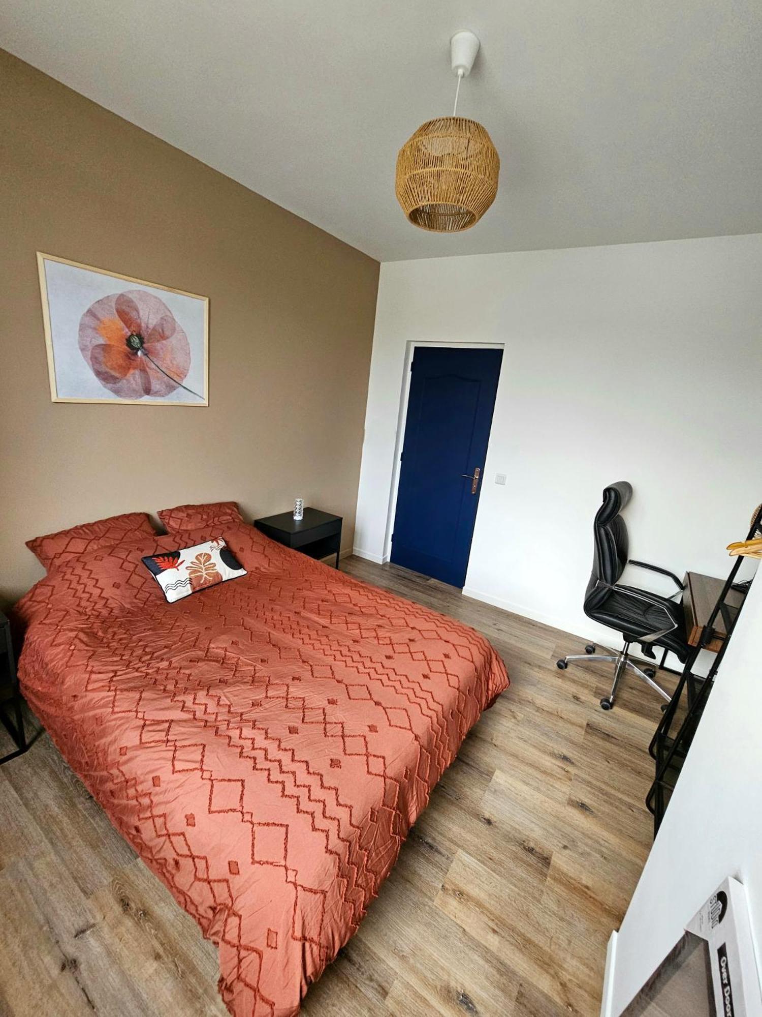 Saint-Michel  Maison Spacieuse Privatisee Ou A La Chambre - Places De Parking מראה חיצוני תמונה